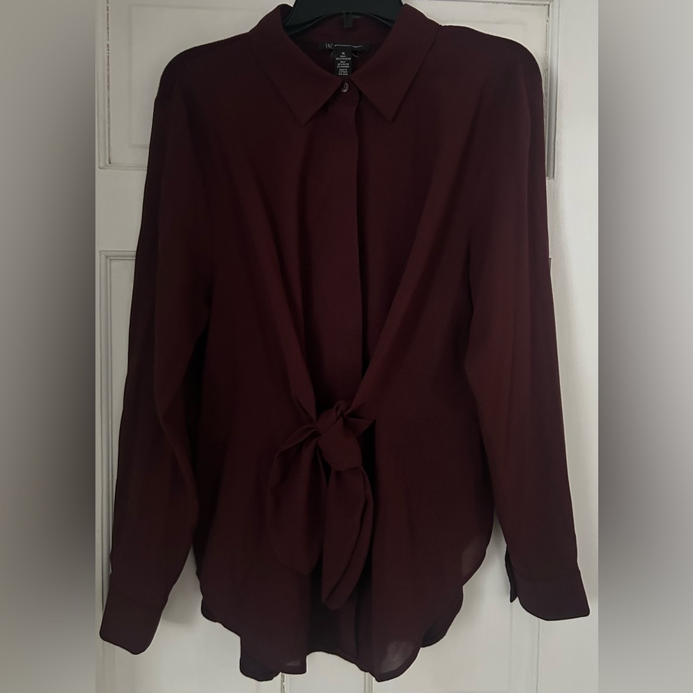 INC Mixed media, tie front, burgundy, button front blouse Size XL - Picture 2 of 5